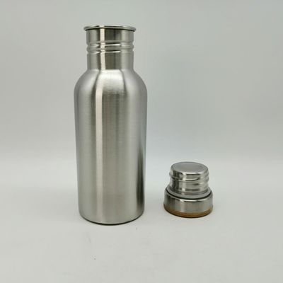 ποιότητας  Silver Color Single Wall Stainless Steel Water Bottle 500ml Corrosion Resistance εργοστάσιο